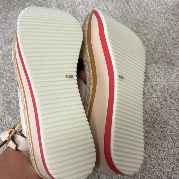 Platform Sandals - Picture 7 of 7